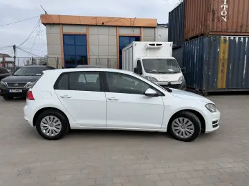 Volkswagen Golf 1.6 TDI BlueMotion