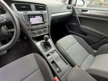 Volkswagen Golf 1.6 TDI BlueMotion