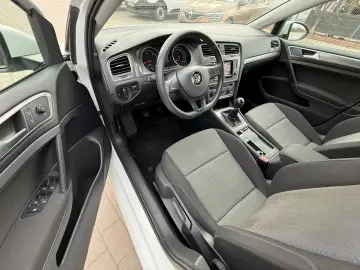 Volkswagen Golf 1.6 TDI BlueMotion