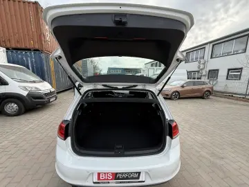 Volkswagen Golf 1.6 TDI BlueMotion