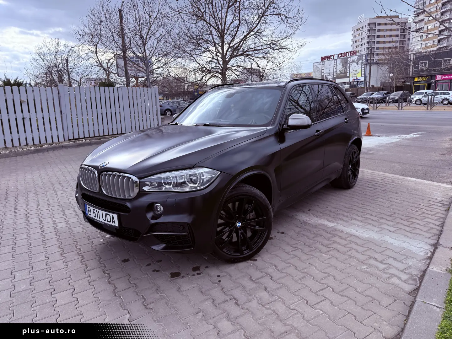 BMW X5 M50