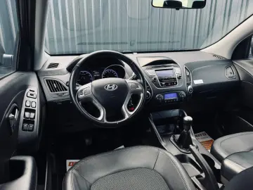 Hyundai Tucson IX-35   2.0 BENZINA 163CP   Fab 04.2010