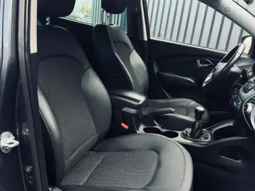 Hyundai Tucson IX-35   2.0 BENZINA 163CP   Fab 04.2010