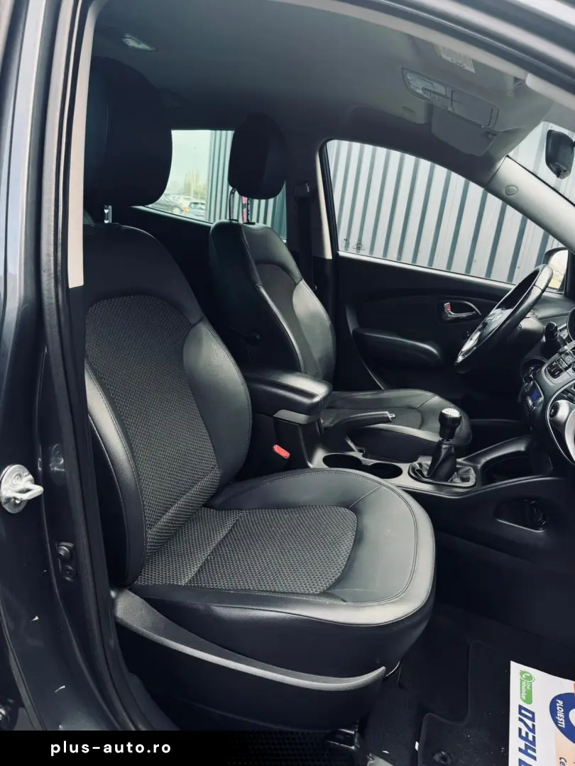 Hyundai Tucson IX-35   2.0 BENZINA 163CP   Fab 04.2010