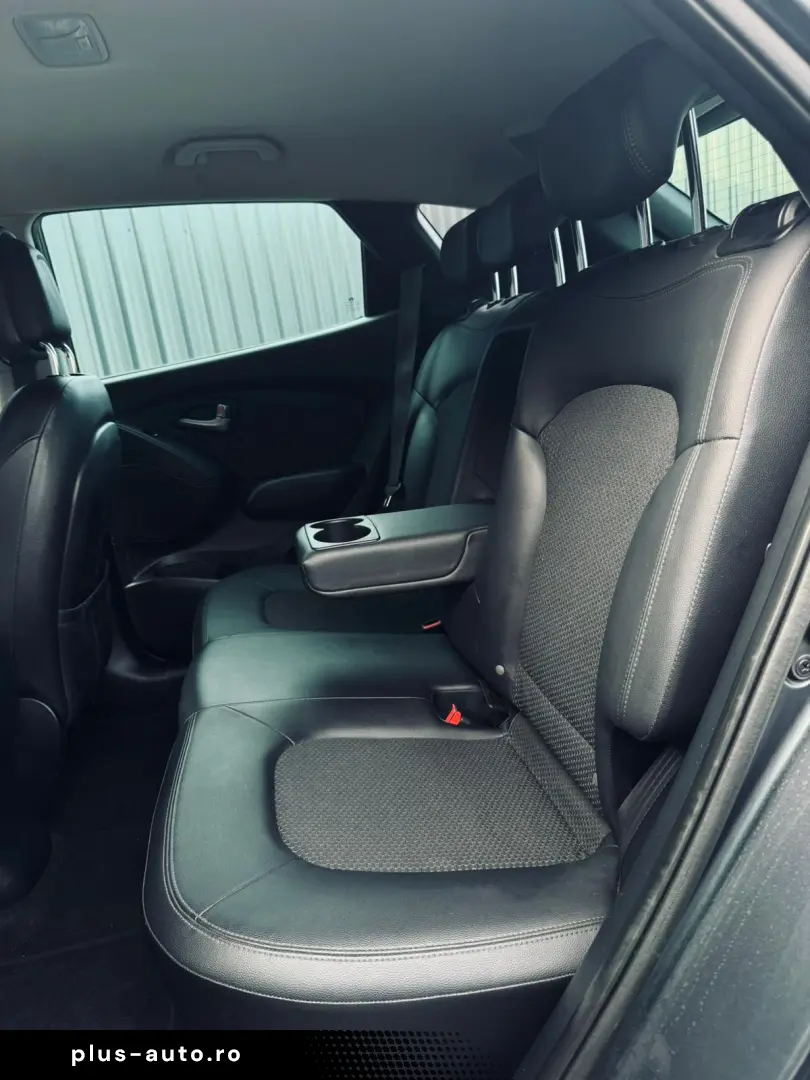 Hyundai Tucson IX-35   2.0 BENZINA 163CP   Fab 04.2010