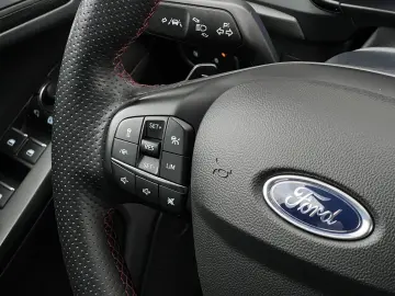 Ford Focus Gen-Iv-2018