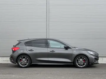 Ford Focus Gen-Iv-2018