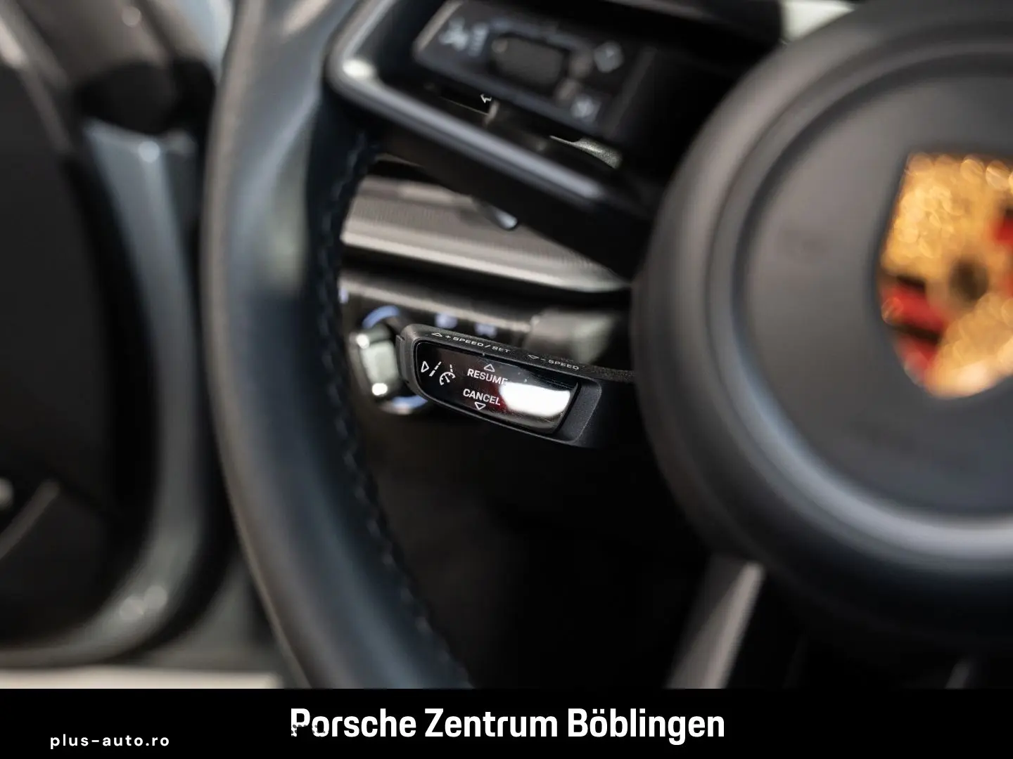 PORSCHE 992 911 Carrera BOSE 21-Zoll Rückfahrkamera
