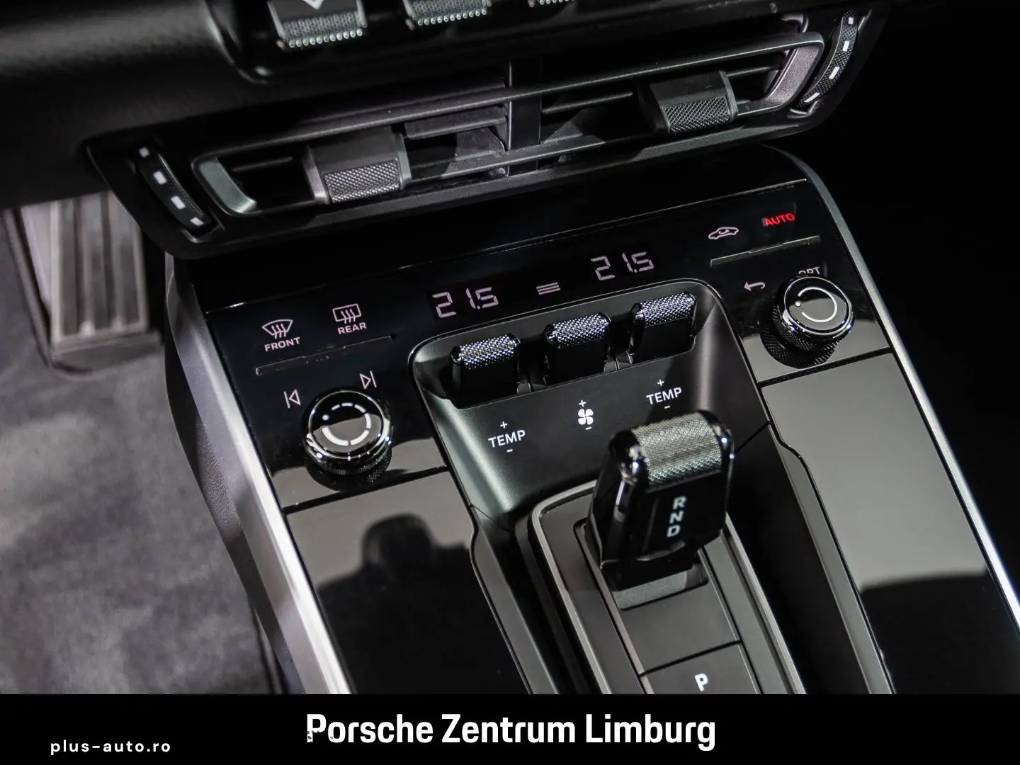 PORSCHE 992 911 Carrera LED-Matrix Sportabgasanlage BOSE