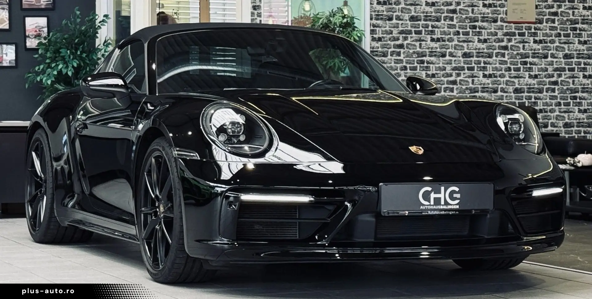 PORSCHE 911 992 Targa 4 SPORT AGA DESIGN PAKET SCHWARZ B