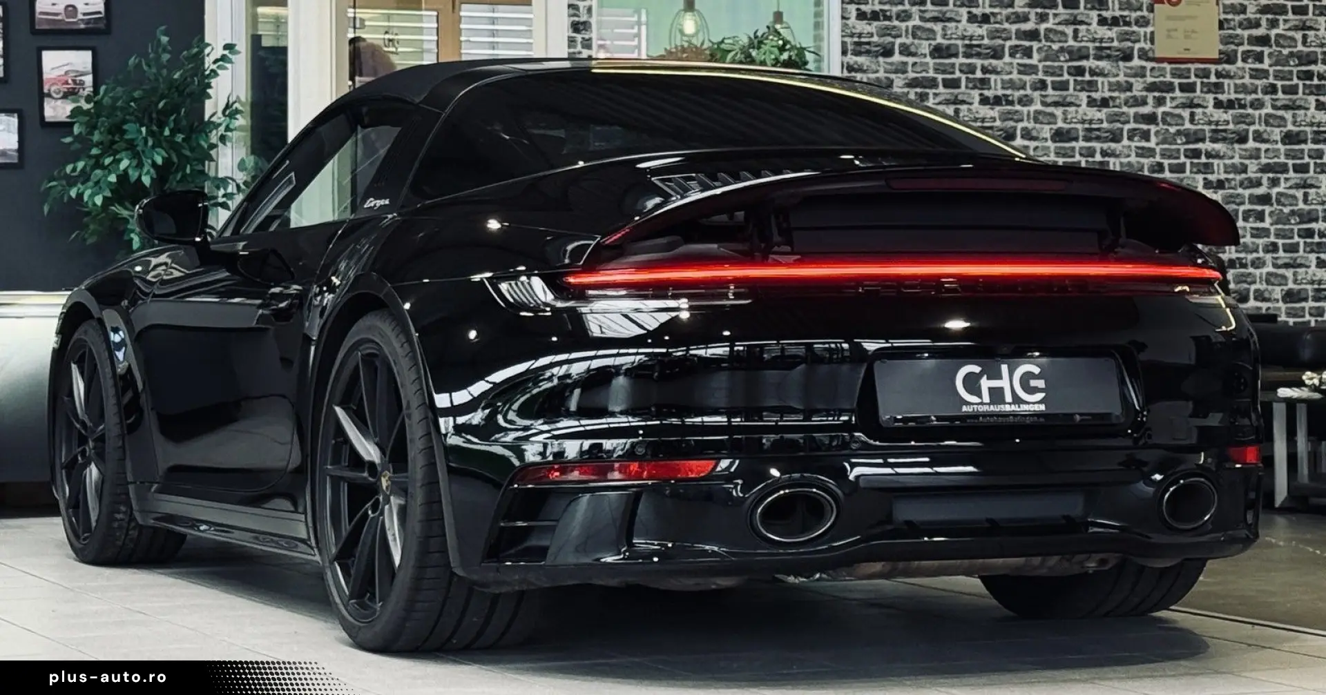 PORSCHE 911 992 Targa 4 SPORT AGA DESIGN PAKET SCHWARZ B