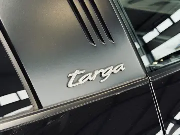PORSCHE 911 992 Targa 4 SPORT AGA DESIGN PAKET SCHWARZ B