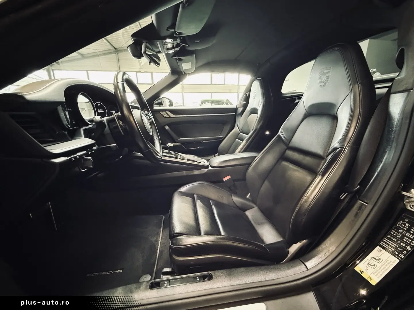 PORSCHE 911 992 Targa 4 SPORT AGA DESIGN PAKET SCHWARZ B