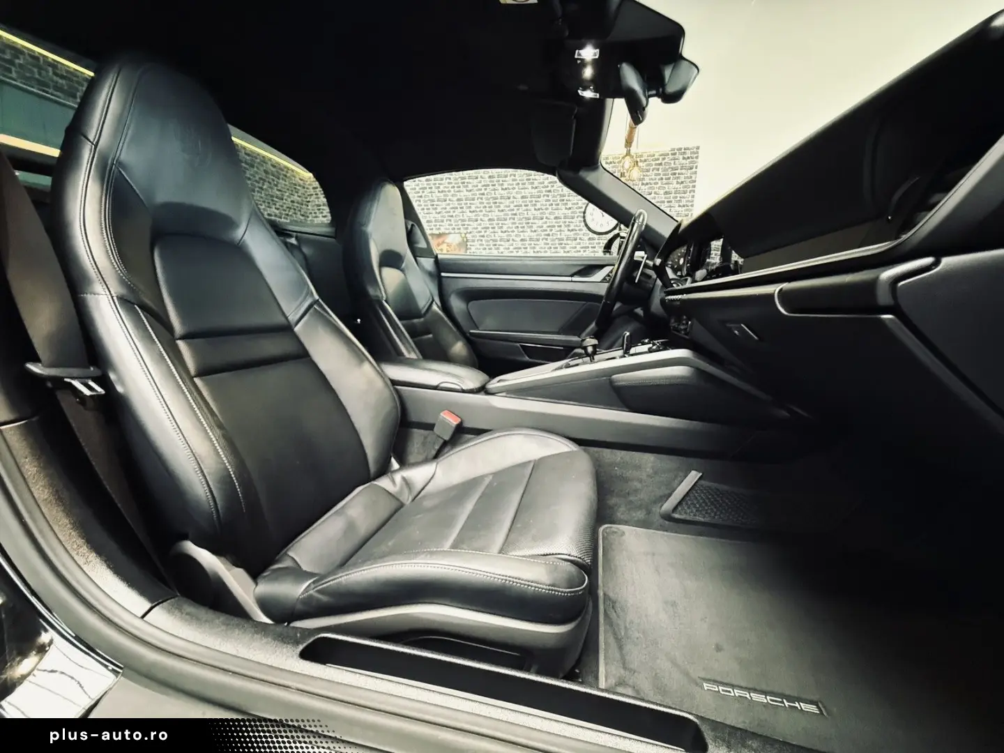 PORSCHE 911 992 Targa 4 SPORT AGA DESIGN PAKET SCHWARZ B