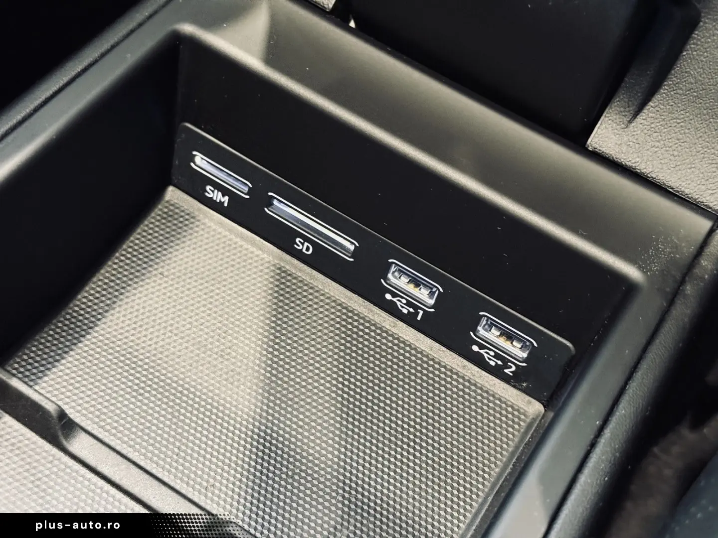 PORSCHE 911 992 Targa 4 SPORT AGA DESIGN PAKET SCHWARZ B