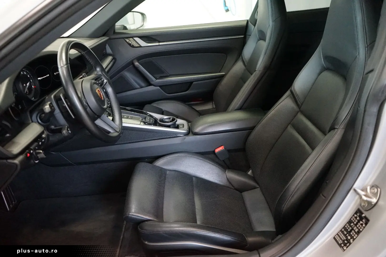 PORSCHE 911 992 Carrera 4S Coupé Sportabg. Glasdach BOSE