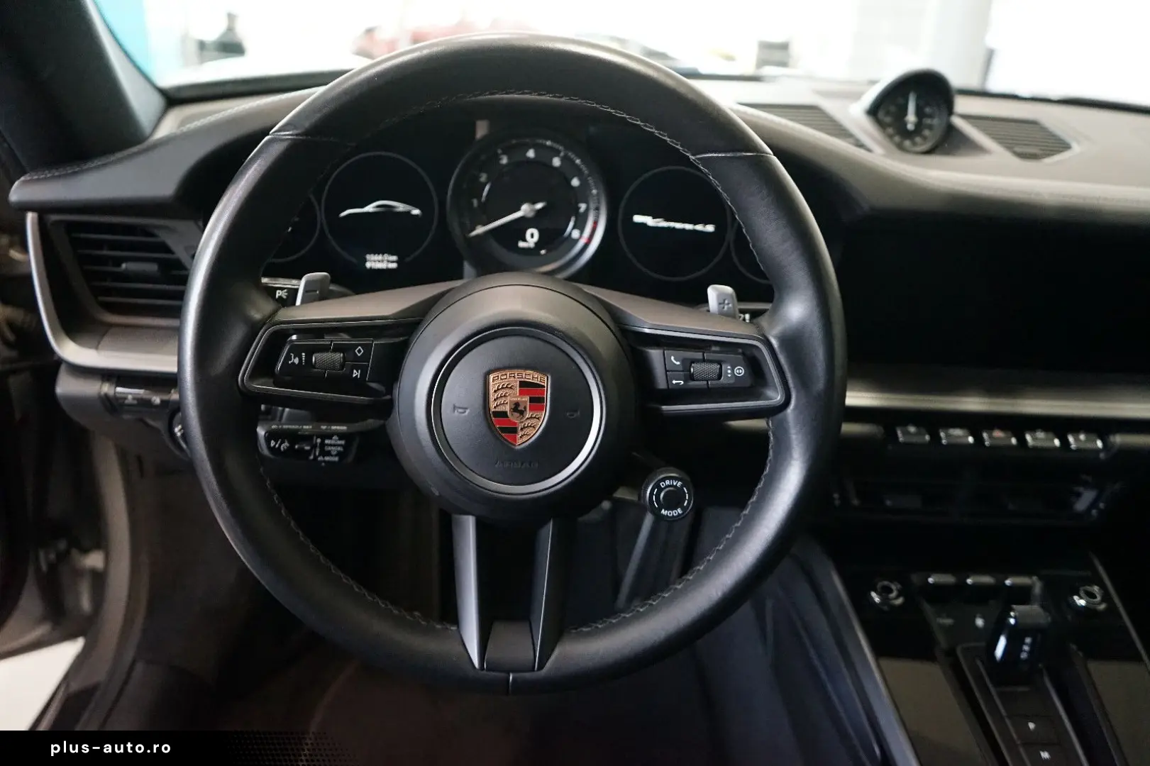 PORSCHE 911 992 Carrera 4S Coupé Sportabg. Glasdach BOSE