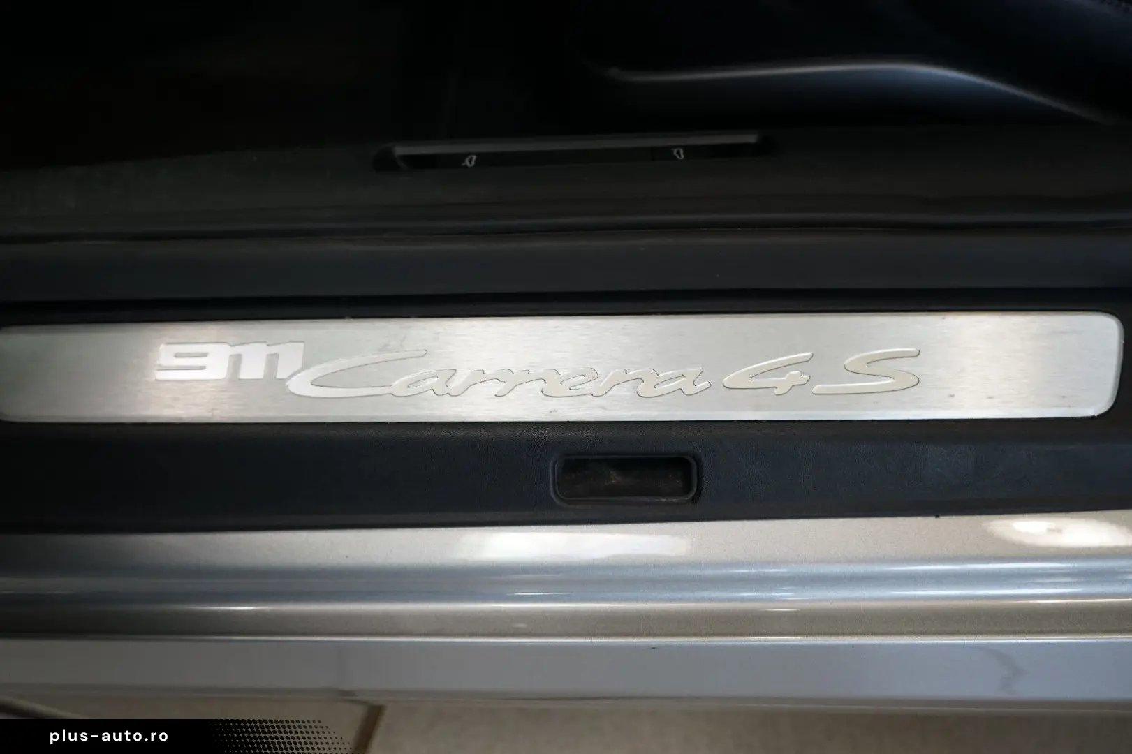 PORSCHE 911 992 Carrera 4S Coupé Sportabg. Glasdach BOSE