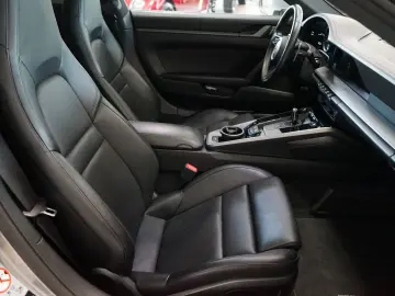 PORSCHE 911 992 Carrera 4S Coupé Sportabg. Glasdach BOSE