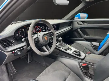 PORSCHE 992 GT3 CLUBSPORT LIFT CARBON SCHALE MATRIX