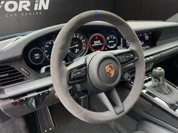 PORSCHE 992 GT3 CLUBSPORT LIFT CARBON SCHALE MATRIX