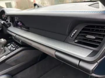 PORSCHE 992 GT3 CLUBSPORT LIFT CARBON SCHALE MATRIX