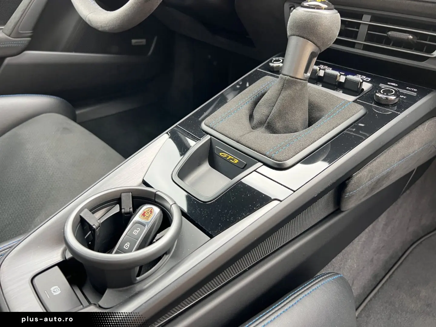 PORSCHE 992 GT3 CLUBSPORT LIFT CARBON SCHALE MATRIX