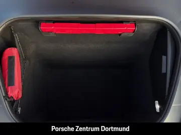 PORSCHE 992 911 Carrera 4 GTS BOSE Sportabgas HA-Lenkung