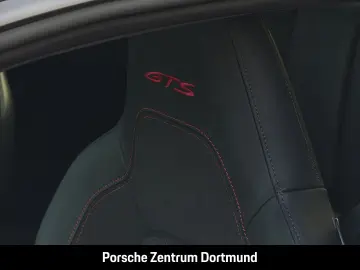 PORSCHE 992 911 Carrera 4 GTS BOSE Sportabgas HA-Lenkung