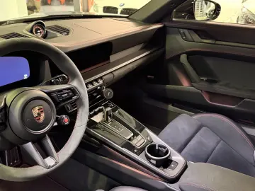 PORSCHE 911 992.2 Targa 4 GTS T-Hybrid  VAT MATRIX