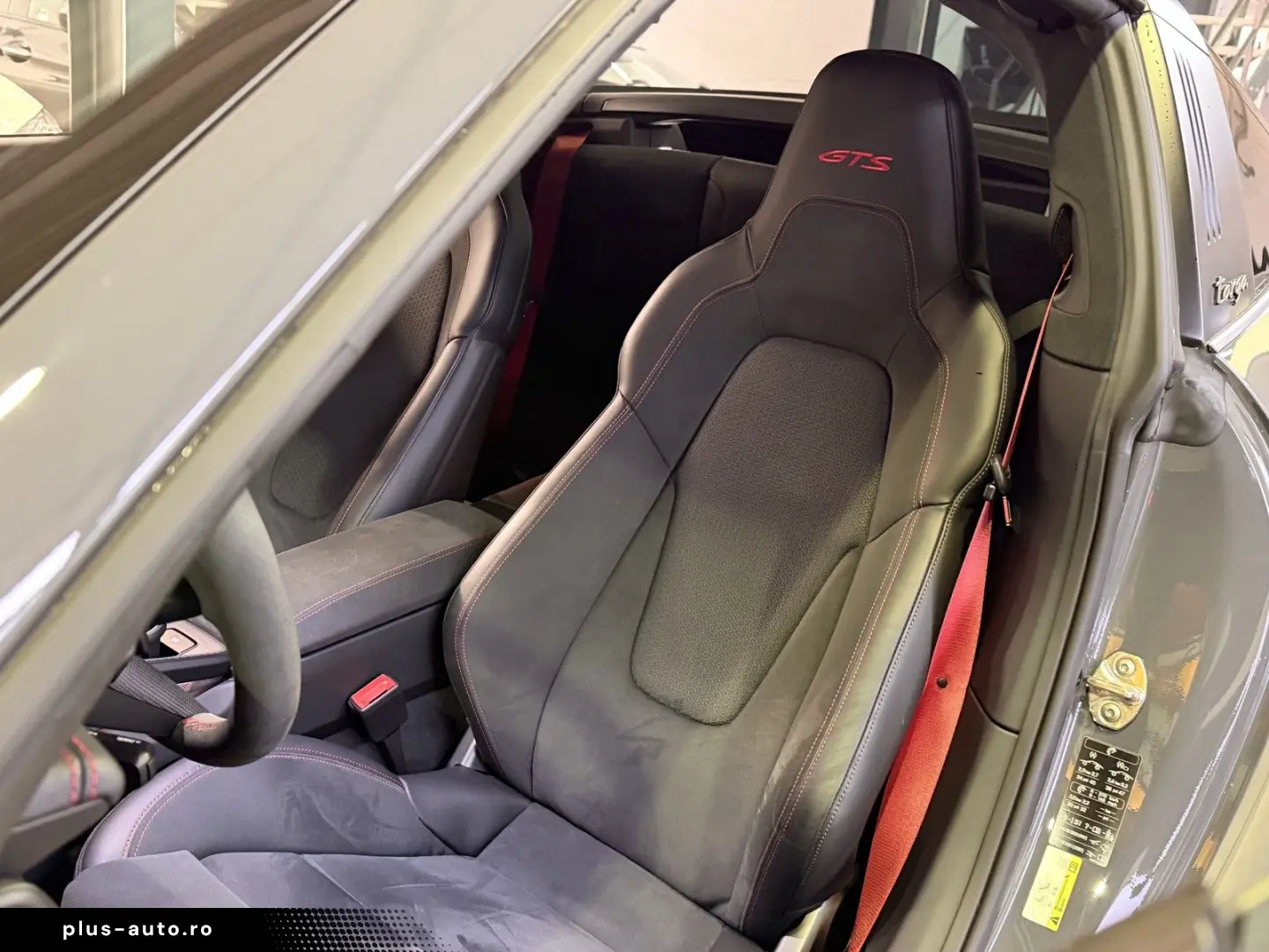 PORSCHE 911 992.2 Targa 4 GTS T-Hybrid  VAT MATRIX