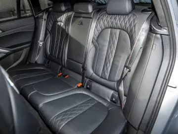 BMW X6 xDrive30d M Sport HUD PANO ACC AHK RFK NAVI L