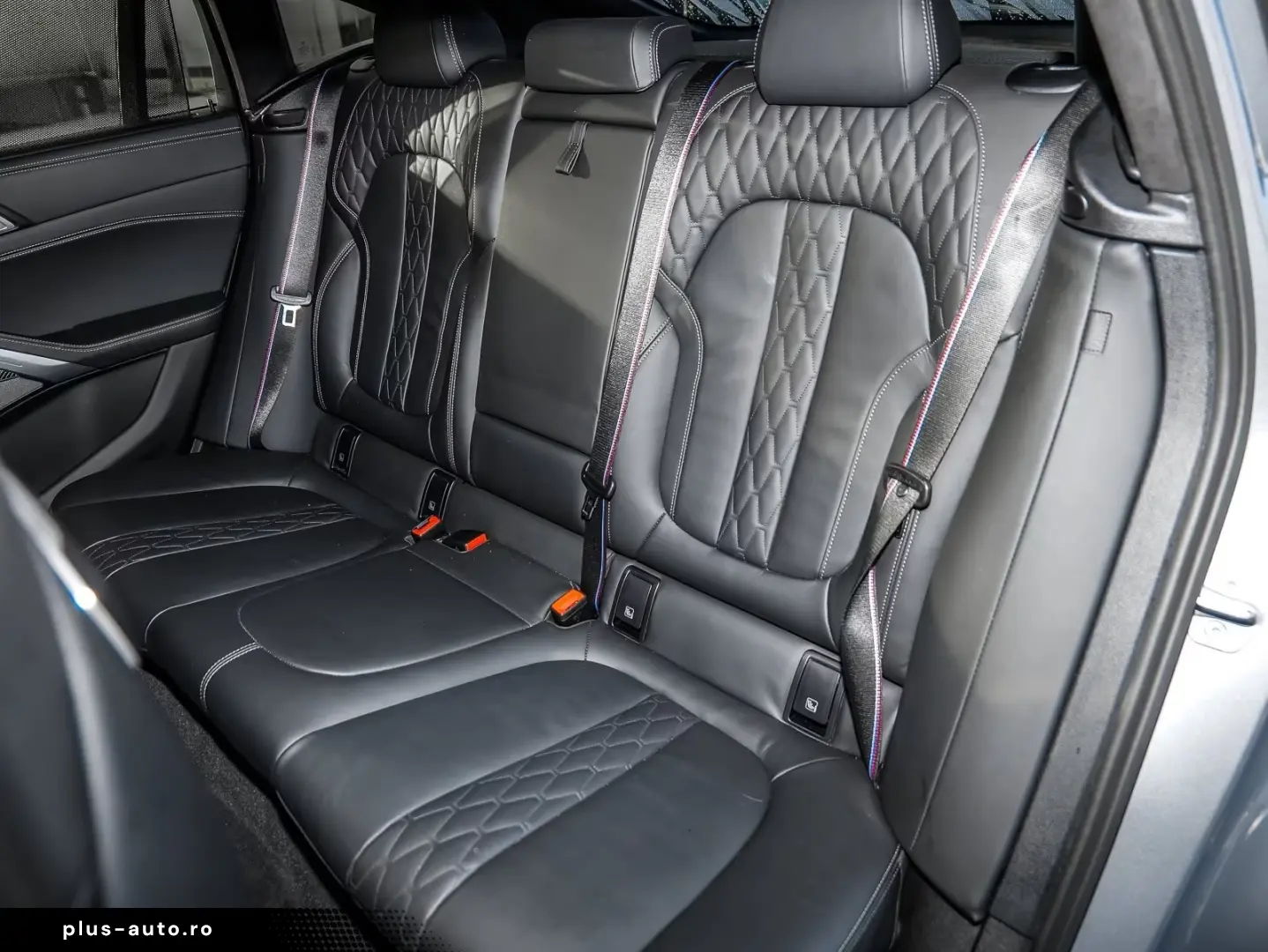 BMW X6 xDrive30d M Sport HUD PANO ACC AHK RFK NAVI L