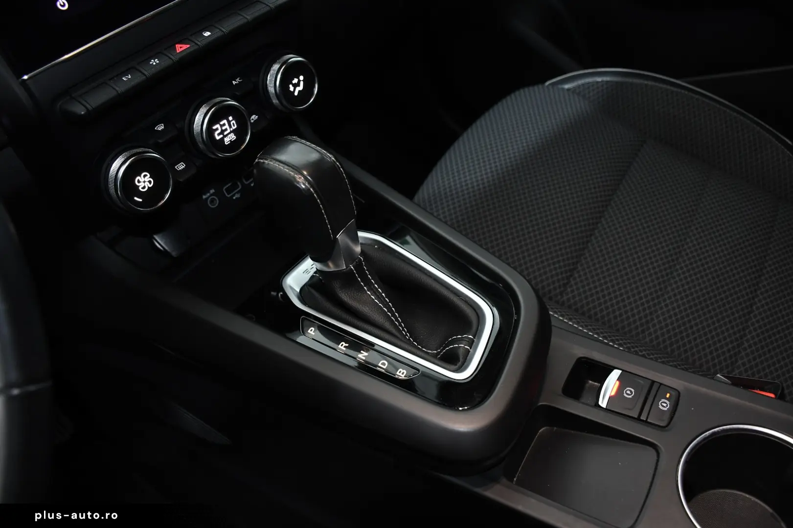 Renault Arkana E-TECH 145 - 21B INTENS