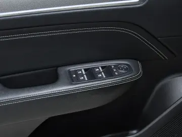 Renault Arkana E-TECH 145 - 21B INTENS