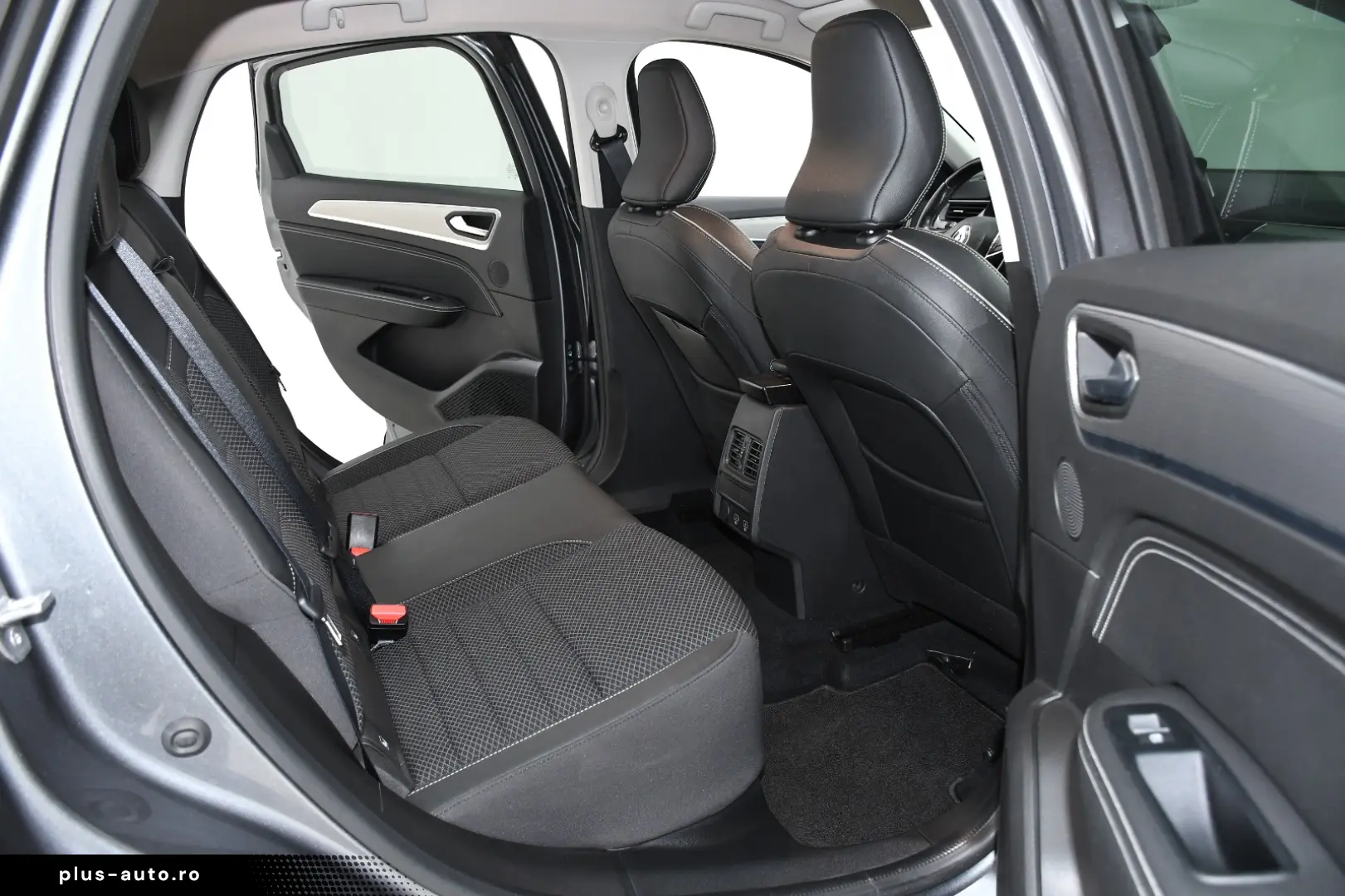 Renault Arkana E-TECH 145 - 21B INTENS