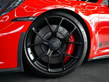 PORSCHE 911 GT3