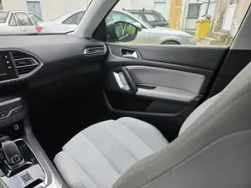 Peugeot 308 1.5 BlueHDi GT Pack Posibilitate Rate