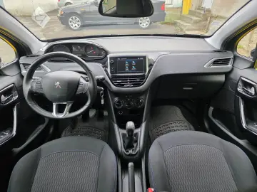 Peugeot 208 1.2 PureTech Style