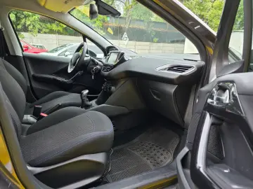 Peugeot 208 1.2 PureTech Style