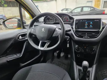 Peugeot 208 1.2 PureTech Style