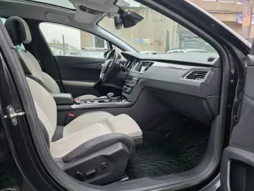 Peugeot 508 RXH Hybrid4 Posibilitate Rate