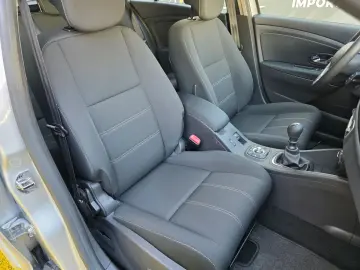 Renault Megane Energy TCe 115 Start&Stop Paris Business