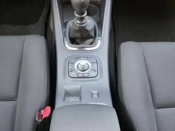 Renault Megane Energy TCe 115 Start&Stop Paris Business