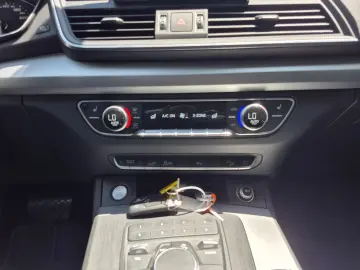 Audi Q5 50 TFSI  PHEV S tronic quattro