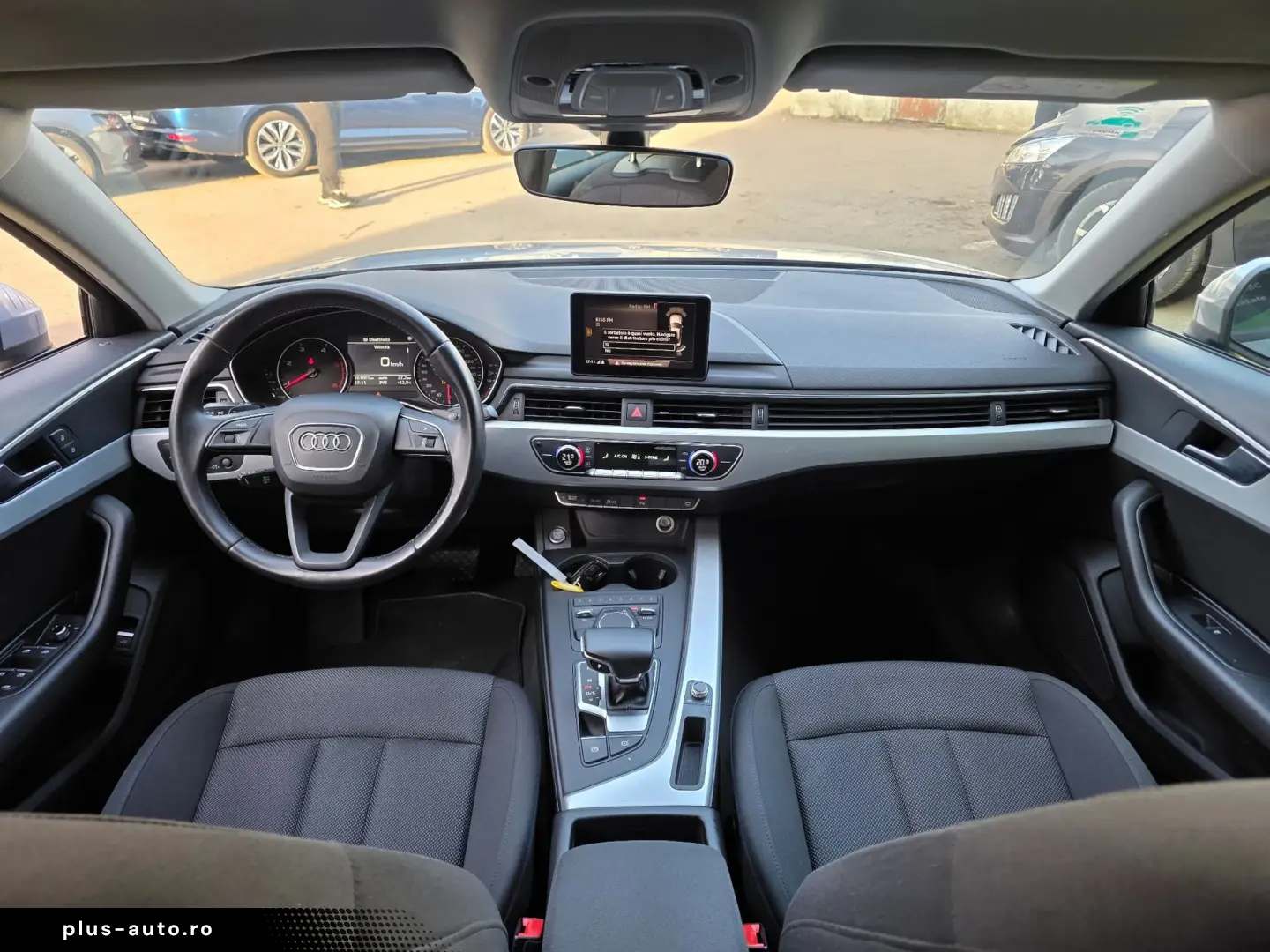 Audi A4 2.0 TDI S tronic Sport Posibilitate Rate