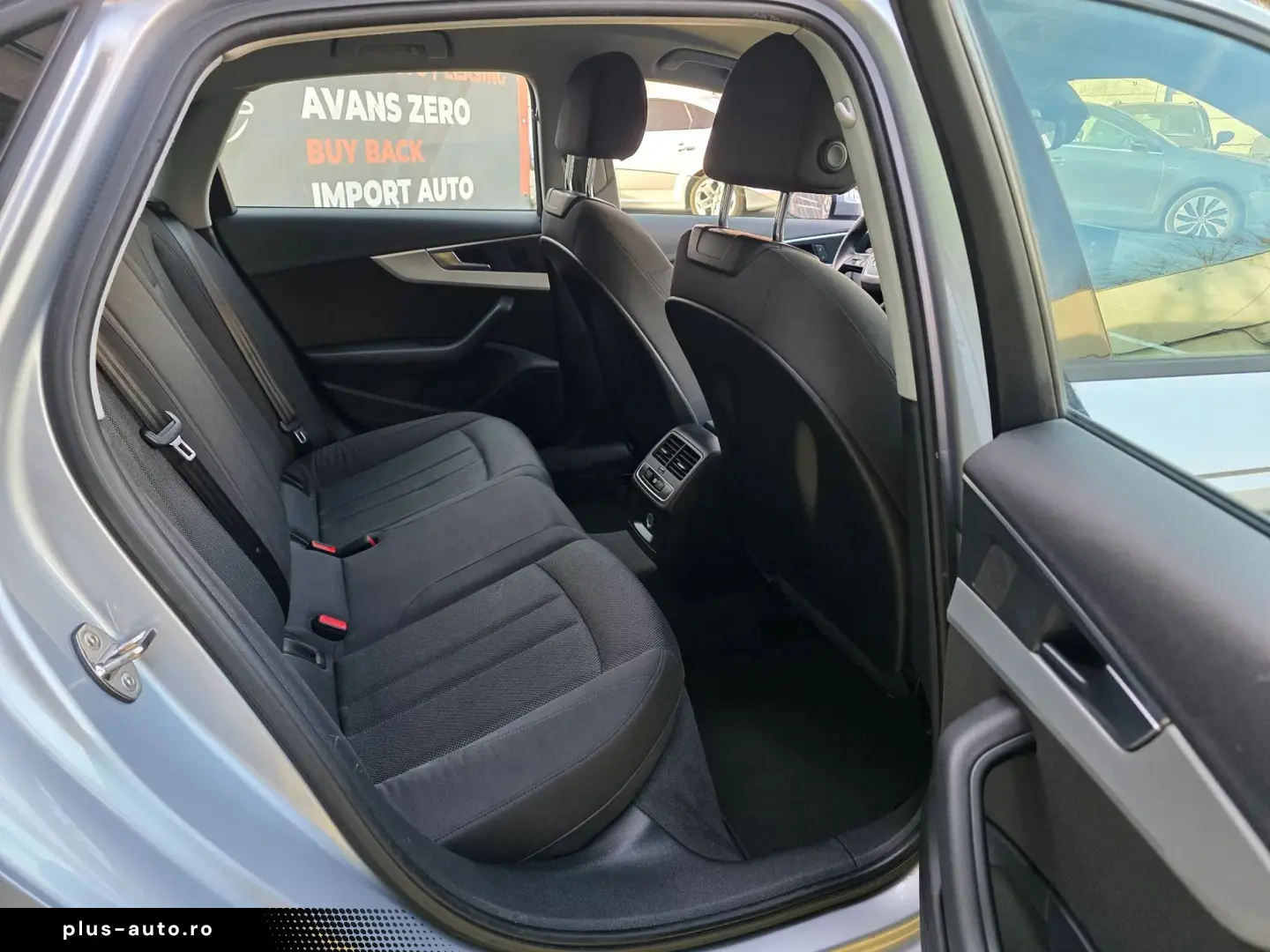 Audi A4 2.0 TDI S tronic Sport Posibilitate Rate