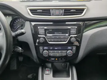 Nissan Qashqai Acenta Posibilitate Rate