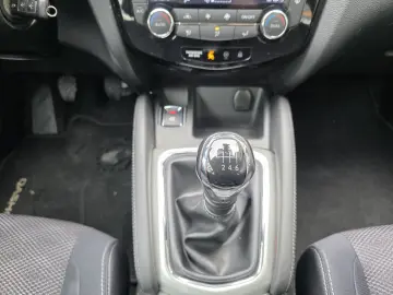 Nissan Qashqai Acenta Posibilitate Rate