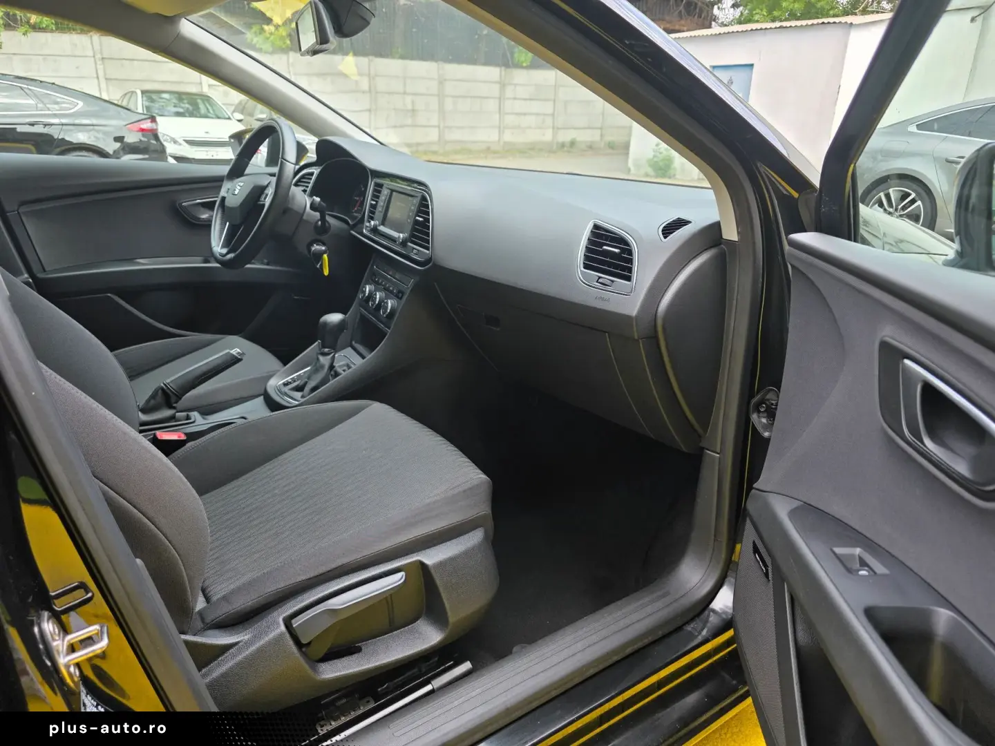 Seat Leon 1.6TDI Diesel. Automat Posibilitate Rate